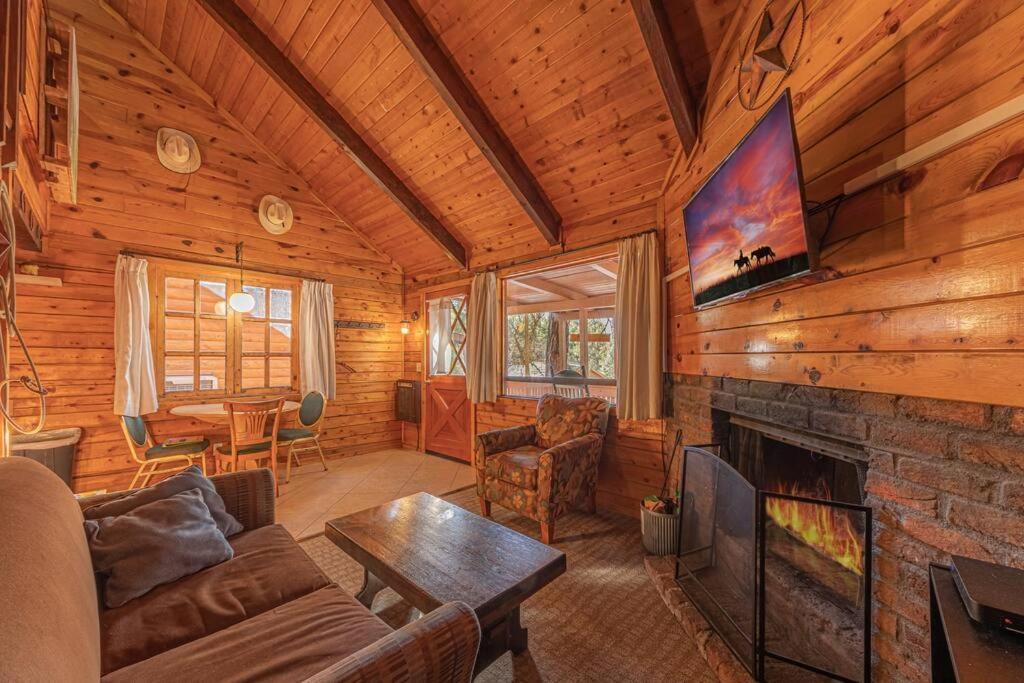Forest Cabin 4 Cowboys Dream Payson Eksteriør billede